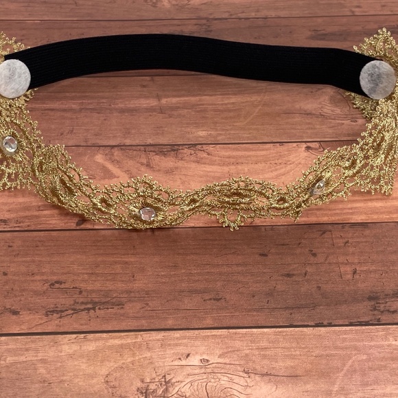 Baby Toddler Headband-Soft Flower Gold Lace Elastic Headband - Picture 3 of 5